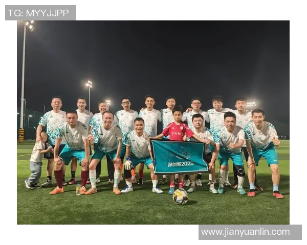 足球人心目中的偶像明星盘点揭示他们的足球情怀与追随的力量